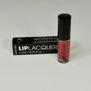 Model Co Lip Lacquer High Gloss Socialite Reddish-Pink Travel .05 oz 1.5 ml NIB